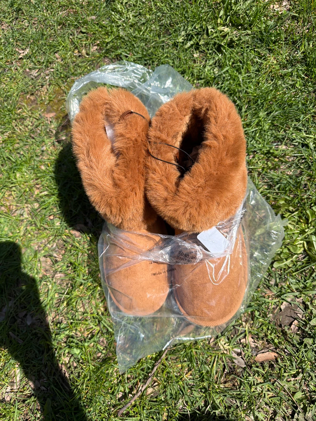 Brown Faux Fur Lined Booties - Size Medium - photo 4