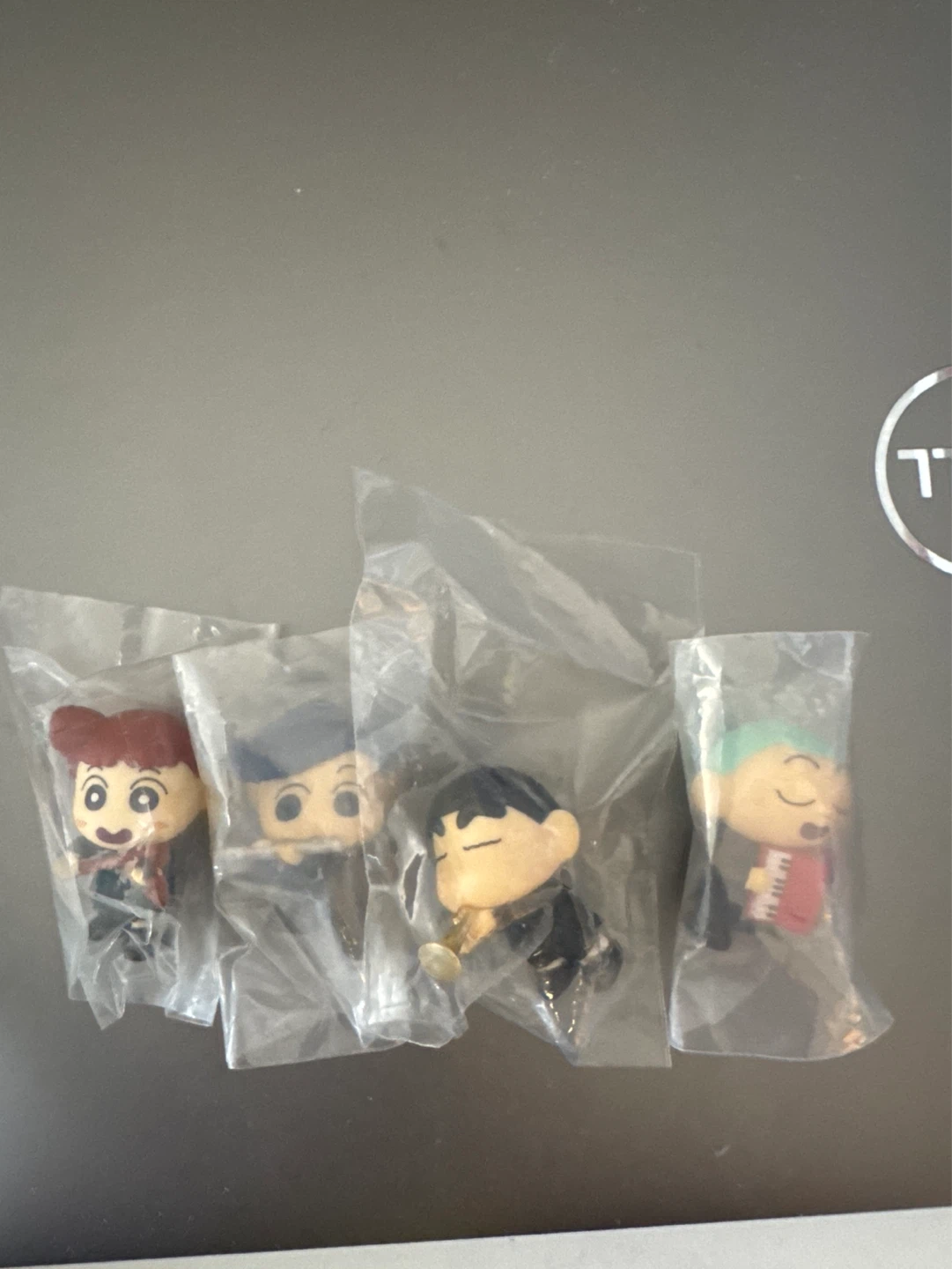 Shinjang Miniature Figurines Set