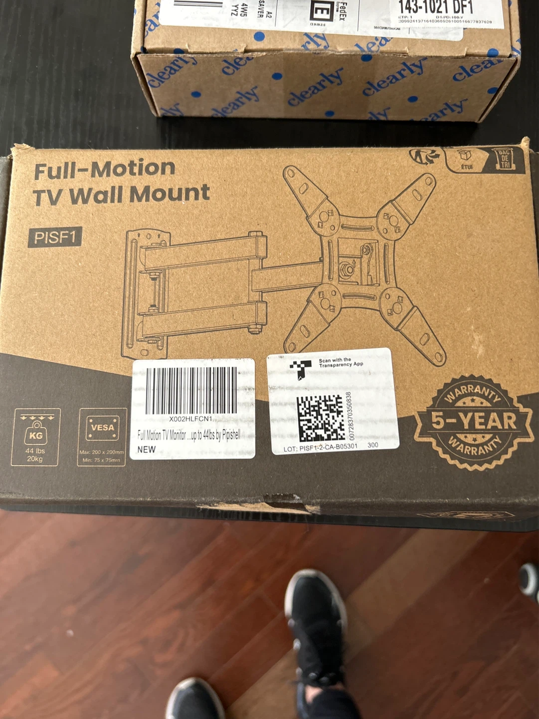 PISF1 Full-Motion TV Wall Mount