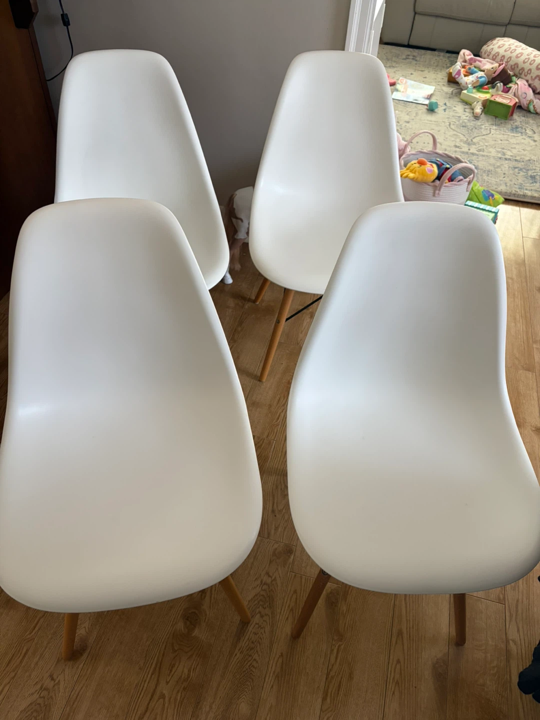 Set of 4 White Dining Chairs - photo 3
