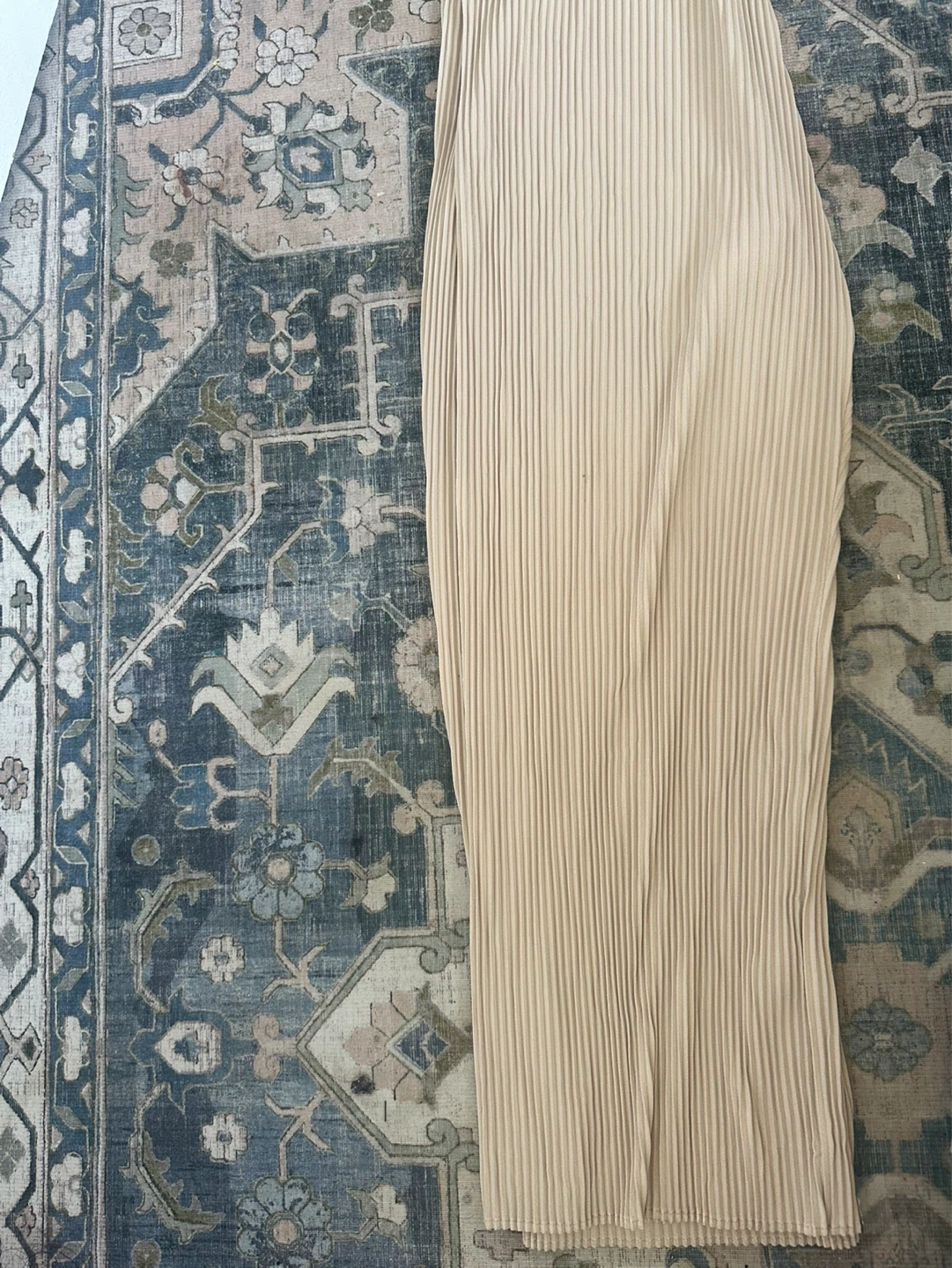 UNIQLO Women's Pleated Pants - photo 2