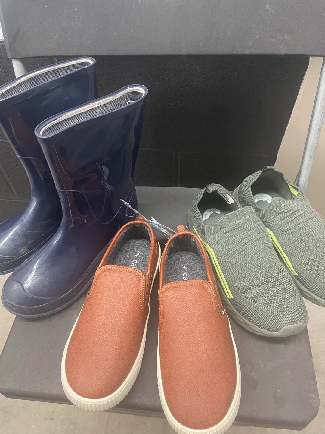 Kids' Shoes bundle - size 3 youth