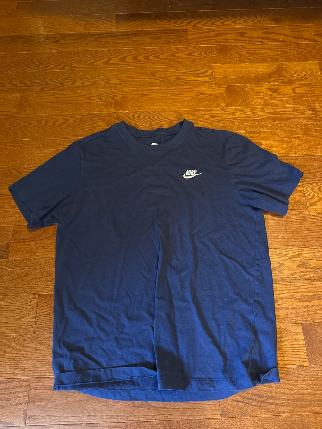 Nike Tee | Size M