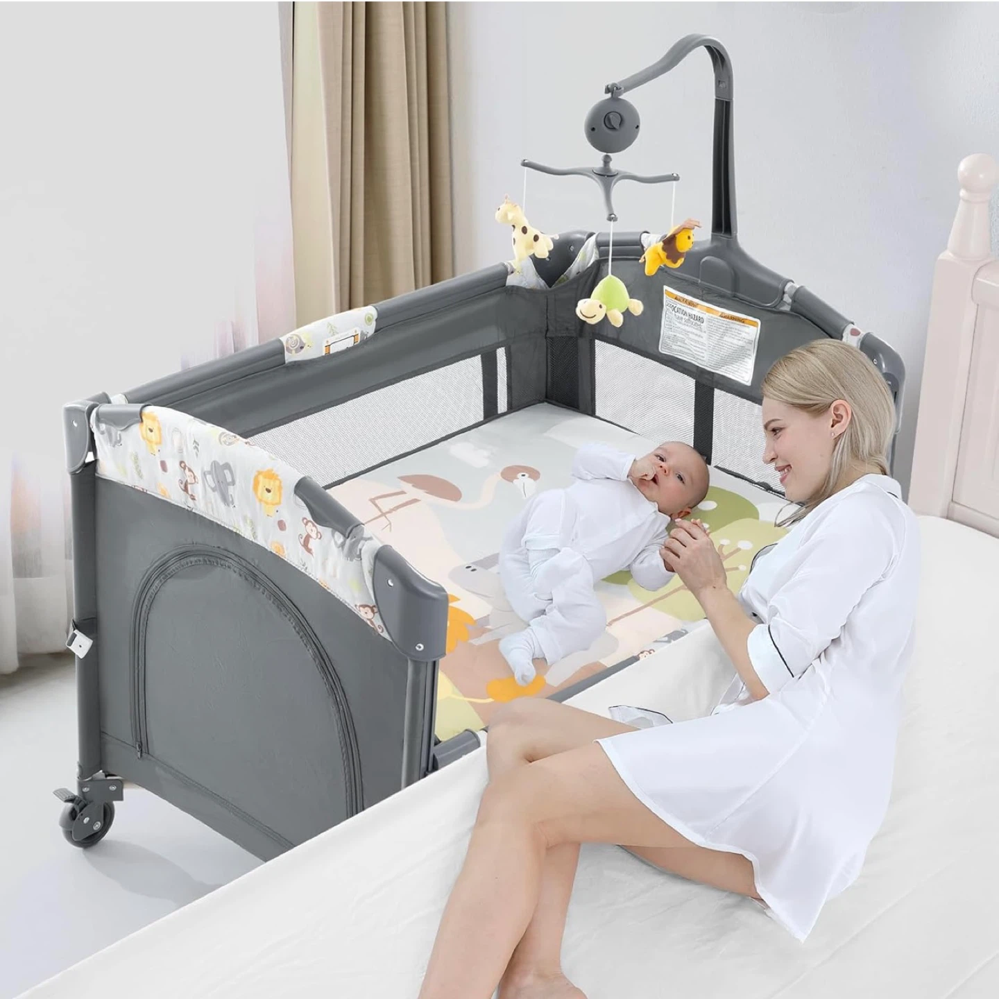 Baby Bassinet with Mobile and Musical Toys