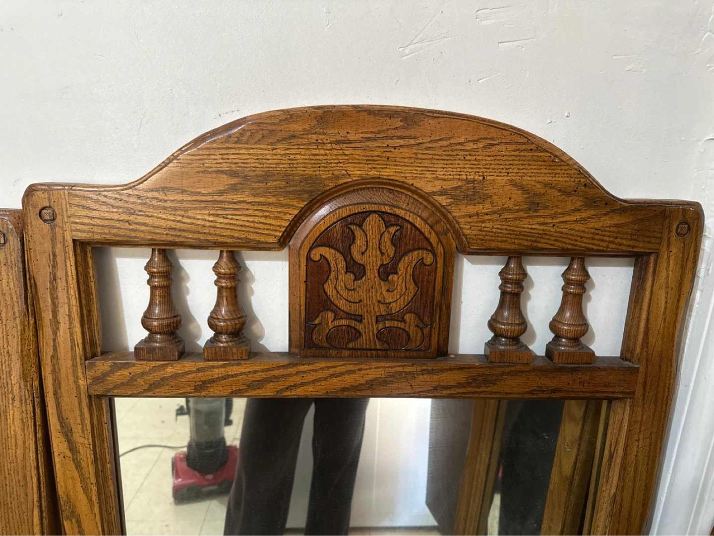 Wooden Tri-Fold Vanity Mirror - photo 2