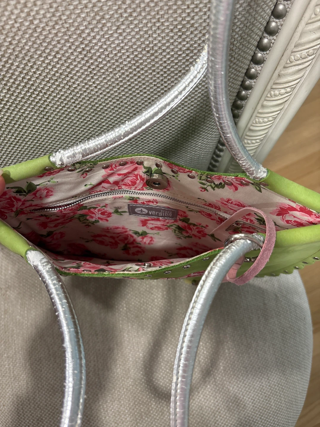 Verdine Lime Green Suede Handbag with Pink Roses Embroidery - photo 3
