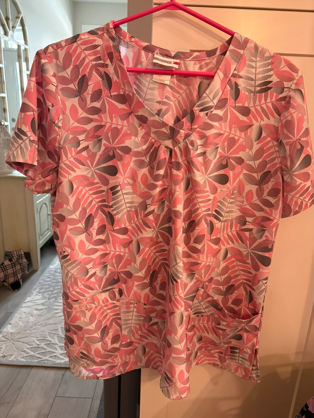 Lot of 5 Scrub Tops - Various Prints - photo 2