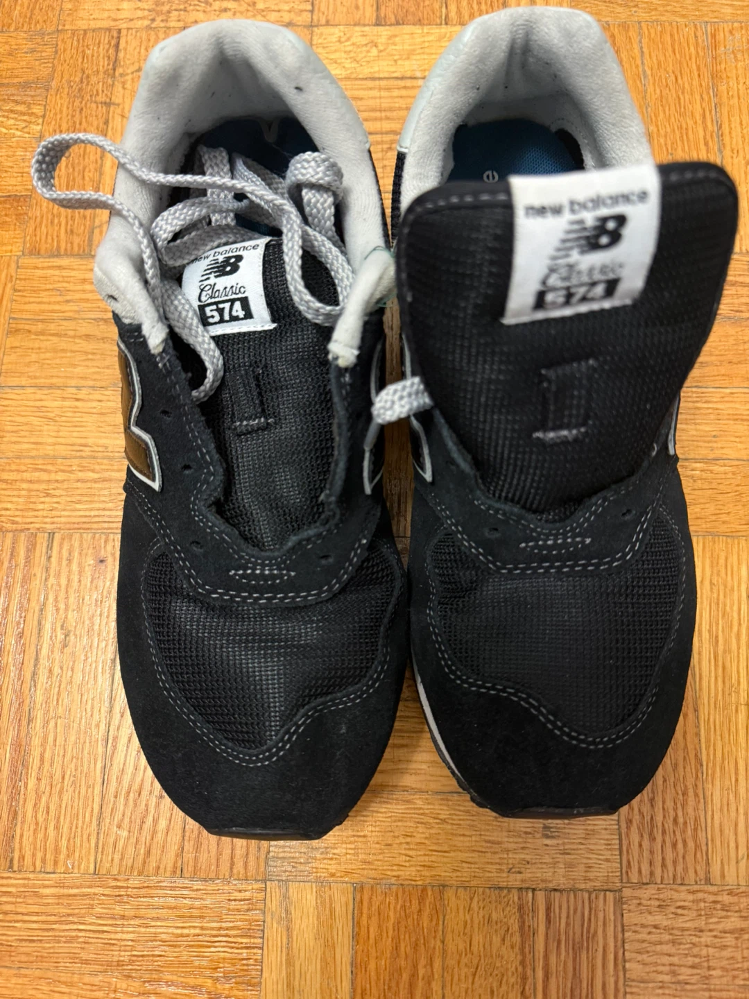New Balance Size 6 Big Kid/ 7W