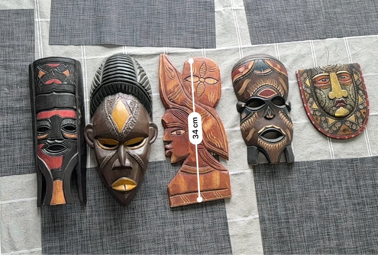 Wooden masks and decorative items - photo 3