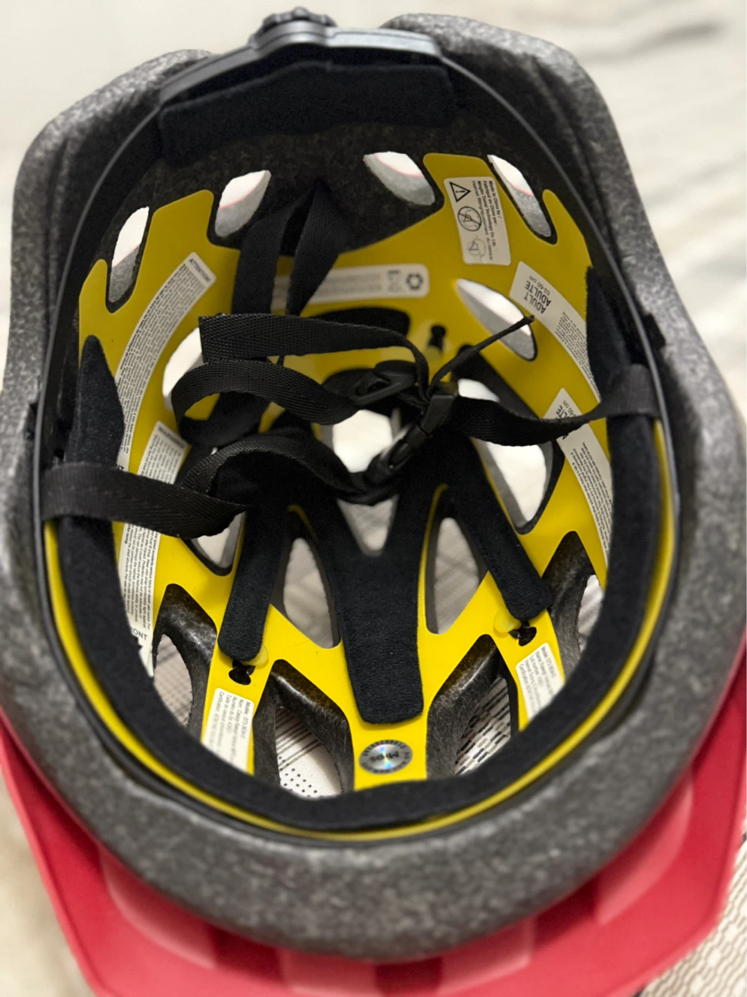 A men’s helmet - photo 4