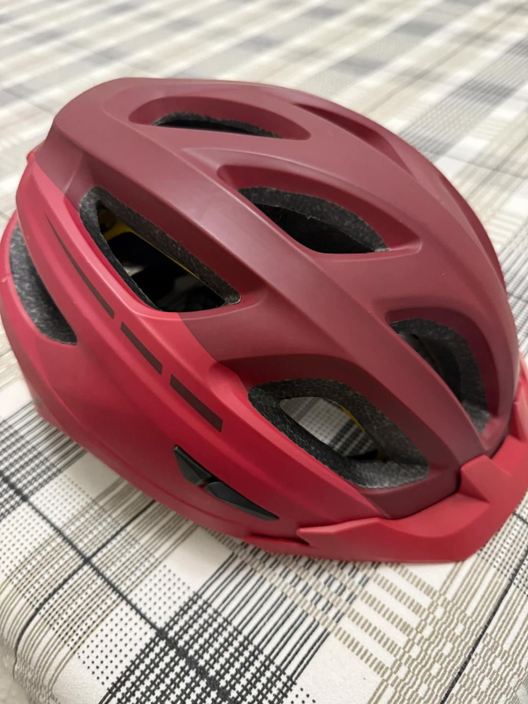 A men’s helmet - photo 3