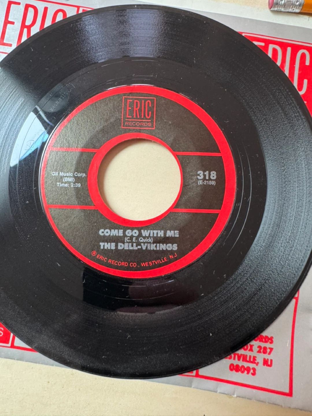 Assorted 7-Inch Vinyl Records - photo 5