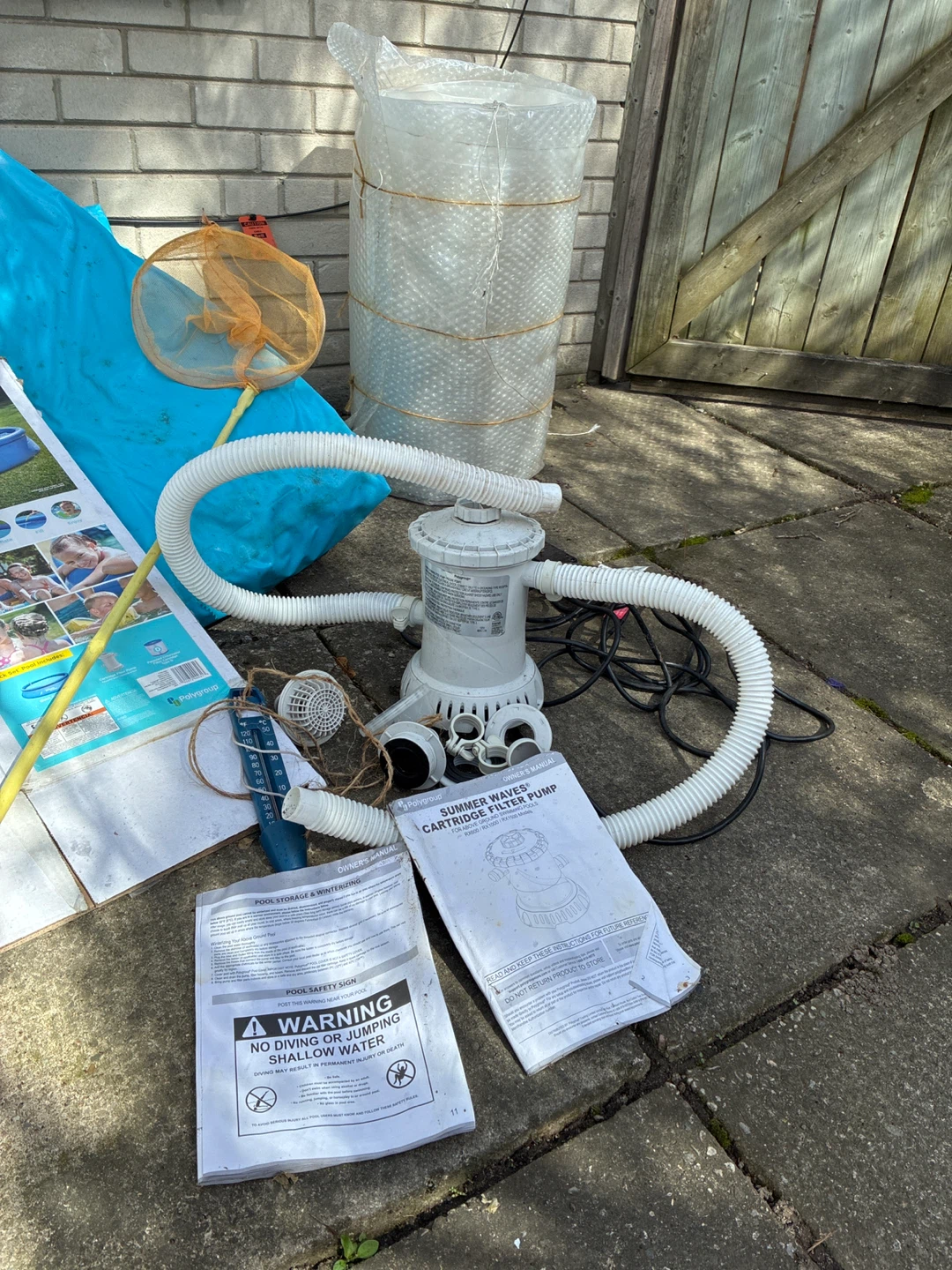 🌱 Summer Waves 15ft Quick Set Pool with Filter Pump and more. - photo 2