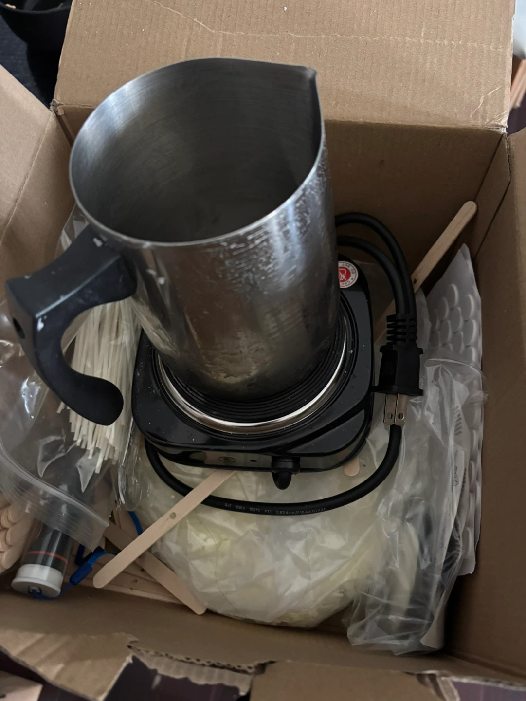 Candle Making Kit with Melting Pot and Wicks