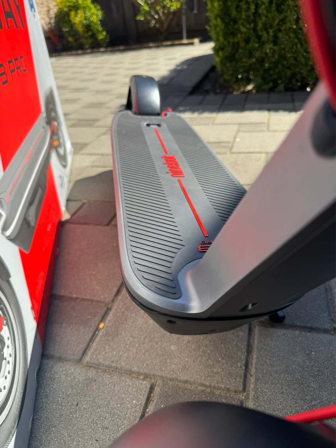 Segway Ninebot F30 Pro Electric Scooter - photo 3
