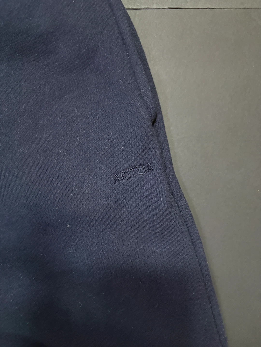 Aritzia sweat fleece size small navy - photo 2