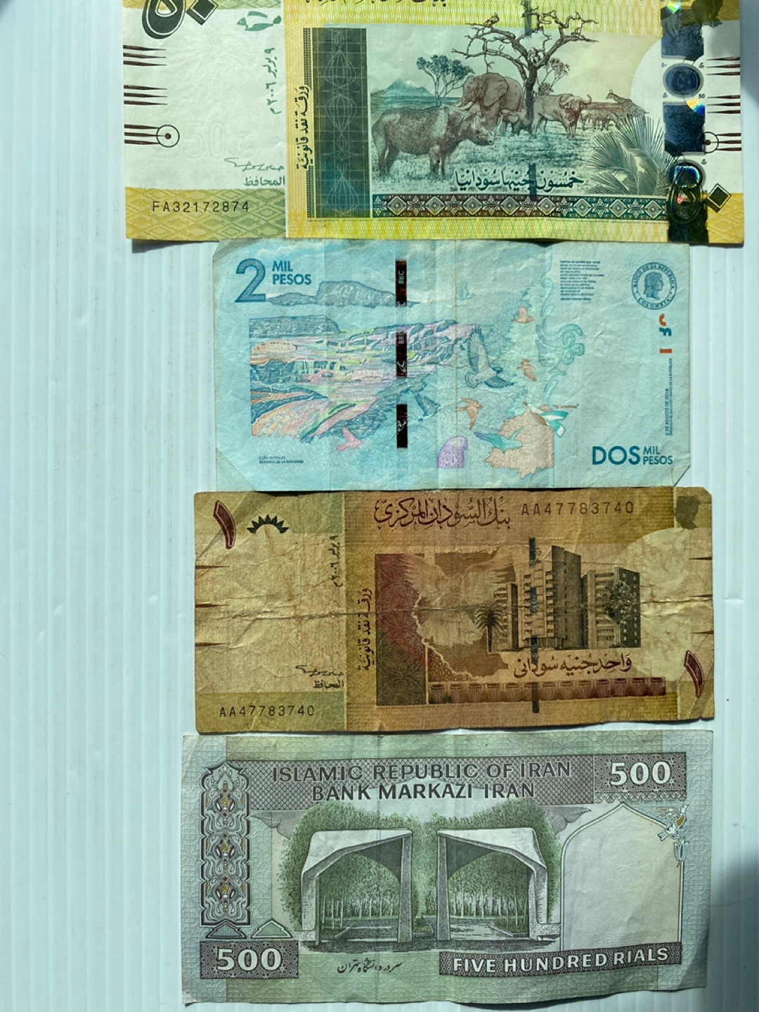 Collection of 4 World Banknotes - photo 2