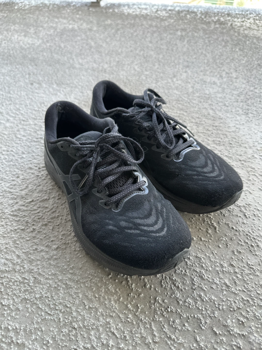 ASICS GT2000 11 Black Running Shoes - Size 8 US (26 CM)