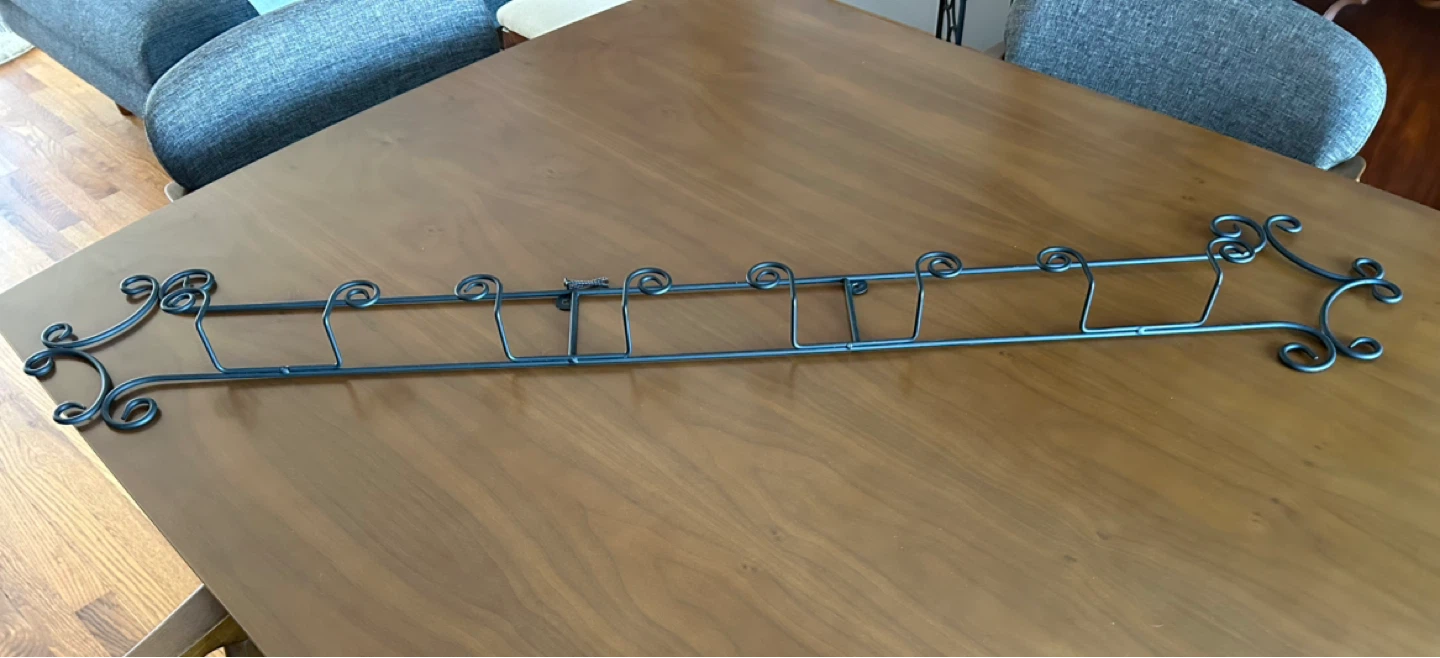 Metal Wall Plate Rack Hanger