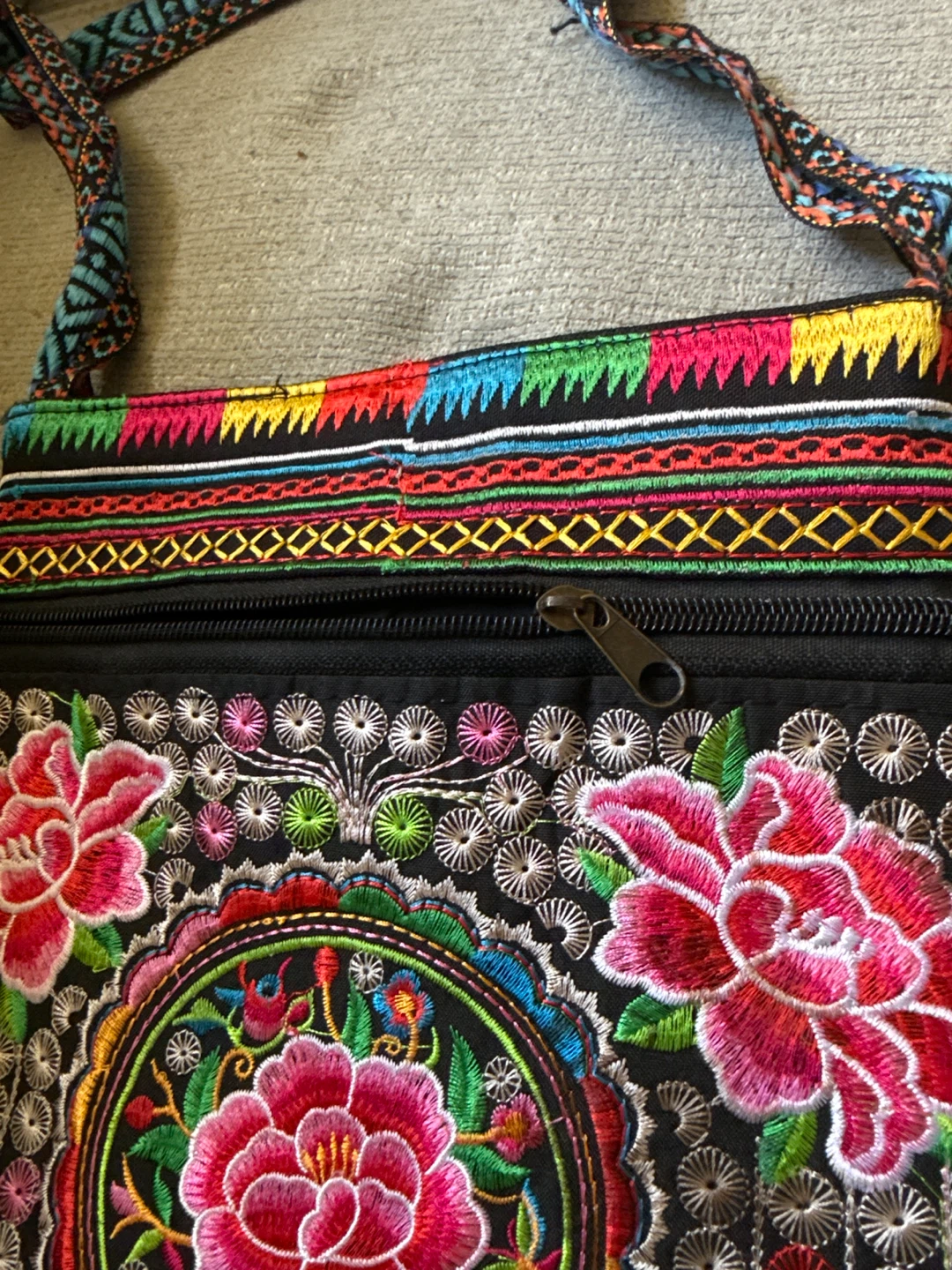 🌱Embroidered Floral Crossbody Bag - photo 3