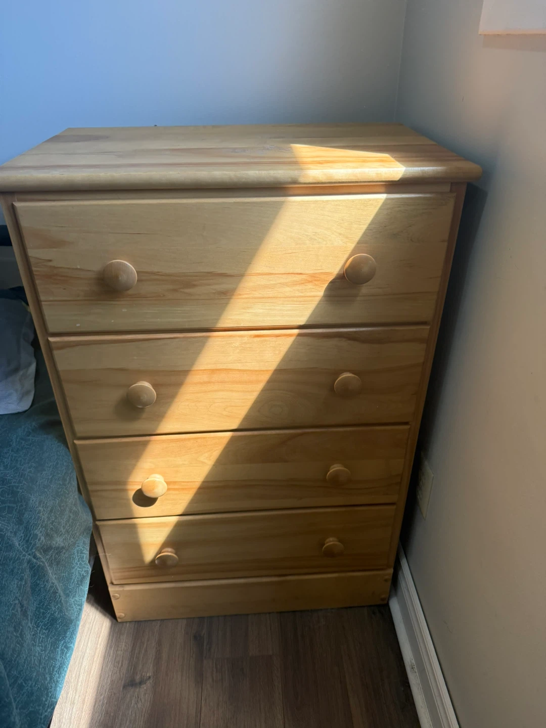 Real Wood 4-Drawer Dresser