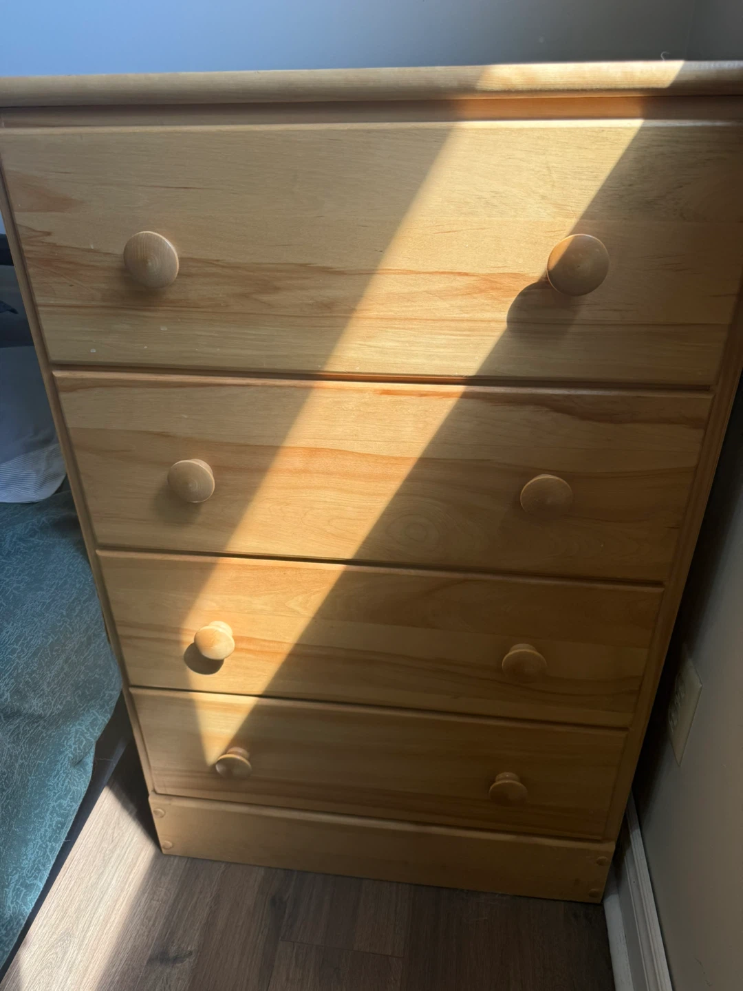 Real Wood 4-Drawer Dresser - photo 4