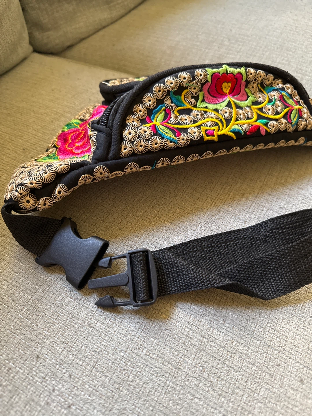🌱Embroidered Fanny Pack Hip Bag with Floral Design - photo 5