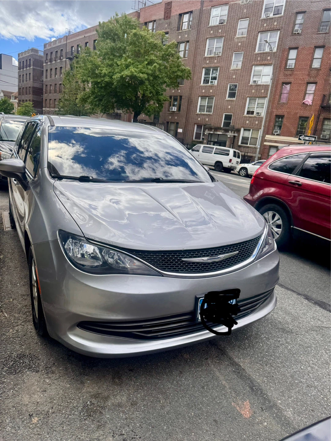 Chrysler Pacifica Minivan