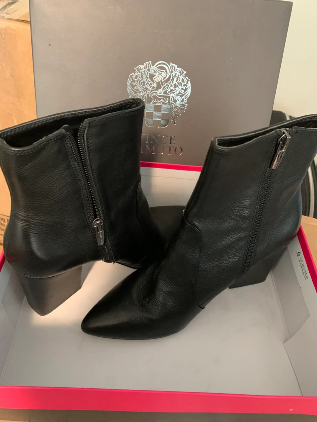 Vince Camuto VC-SAKINAH Black Leather Ankle Boots - Size 8.5 - photo 2