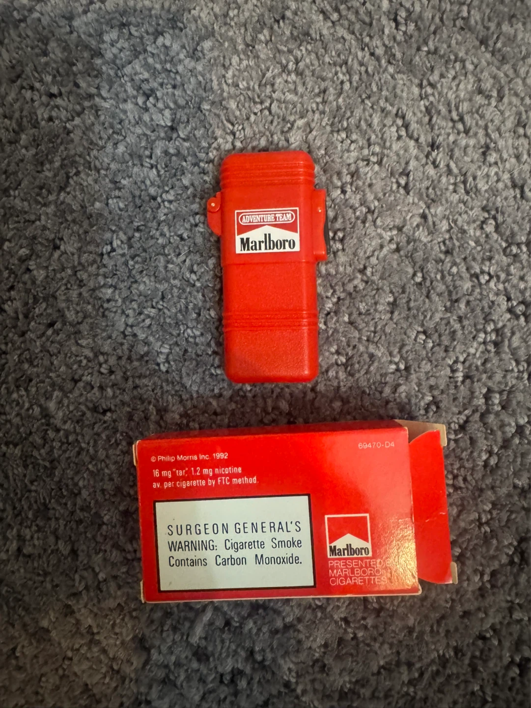 Marlboro Adventure Team Red Refillable Lighter with Box - photo 2