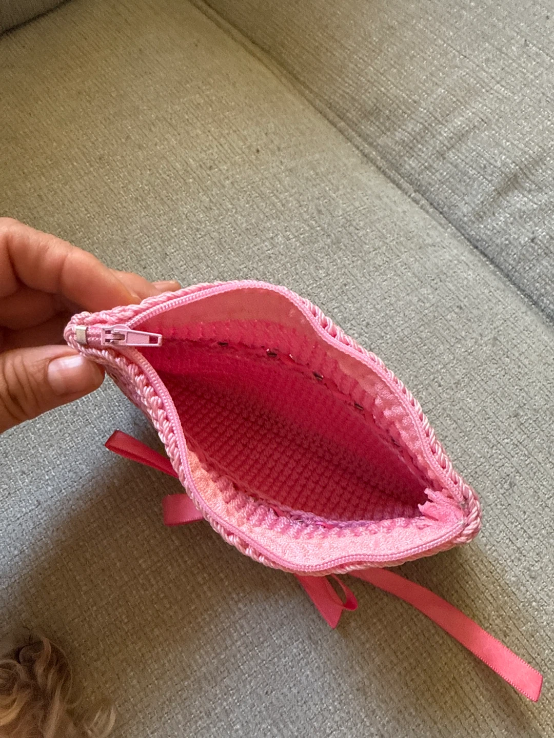 🌱Pink Crocheted Clutch with Ribbon & Ring Accent - photo 2