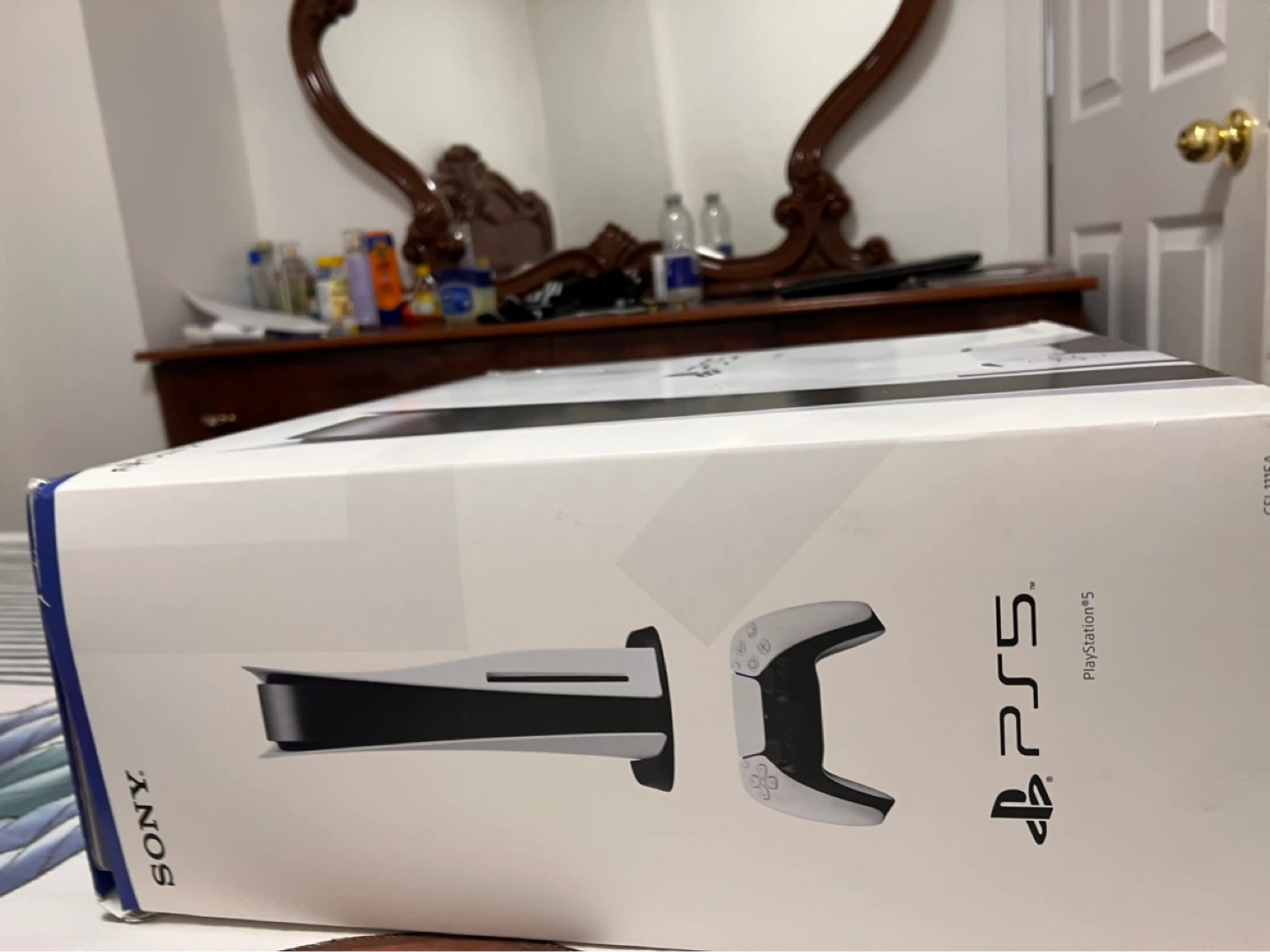 Sony PlayStation 5 Console - photo 3