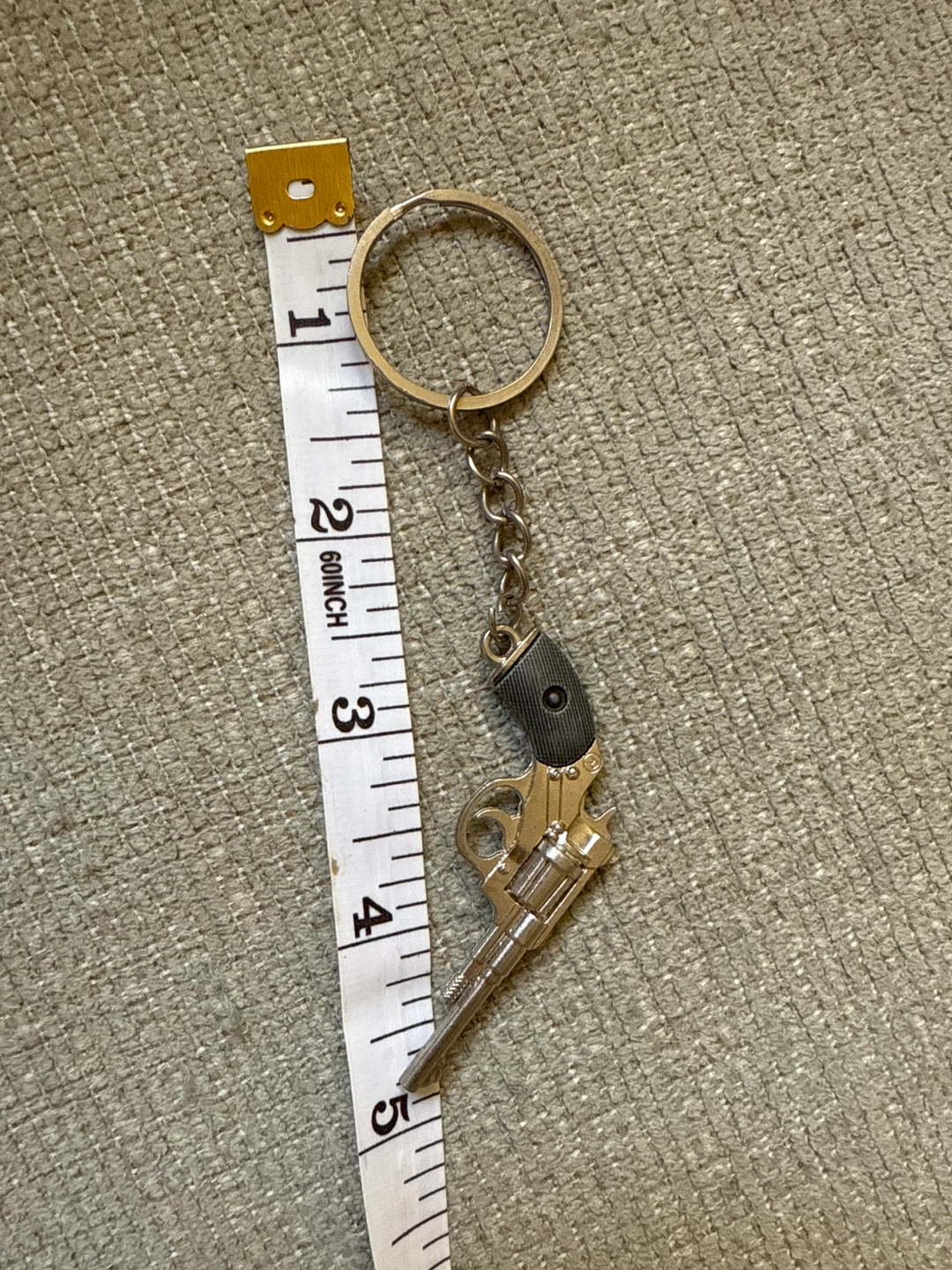 🌱 Miniature Revolver Keychain