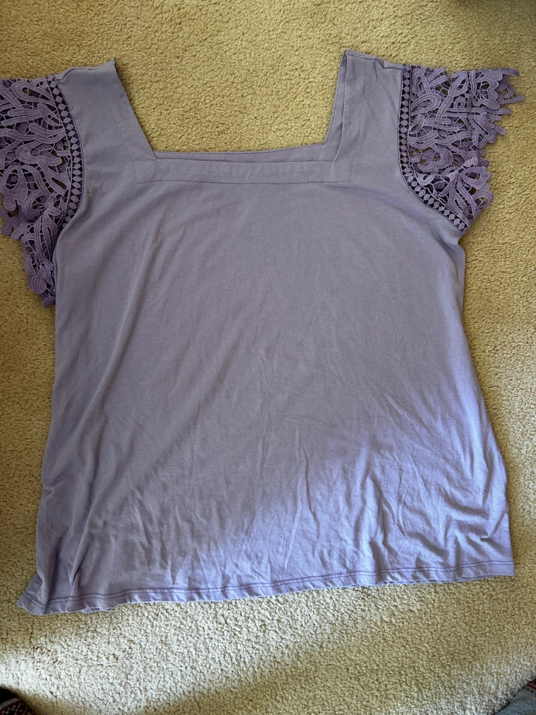 BRAND NEW LILAC cotton knit Top with Lace Sleeves