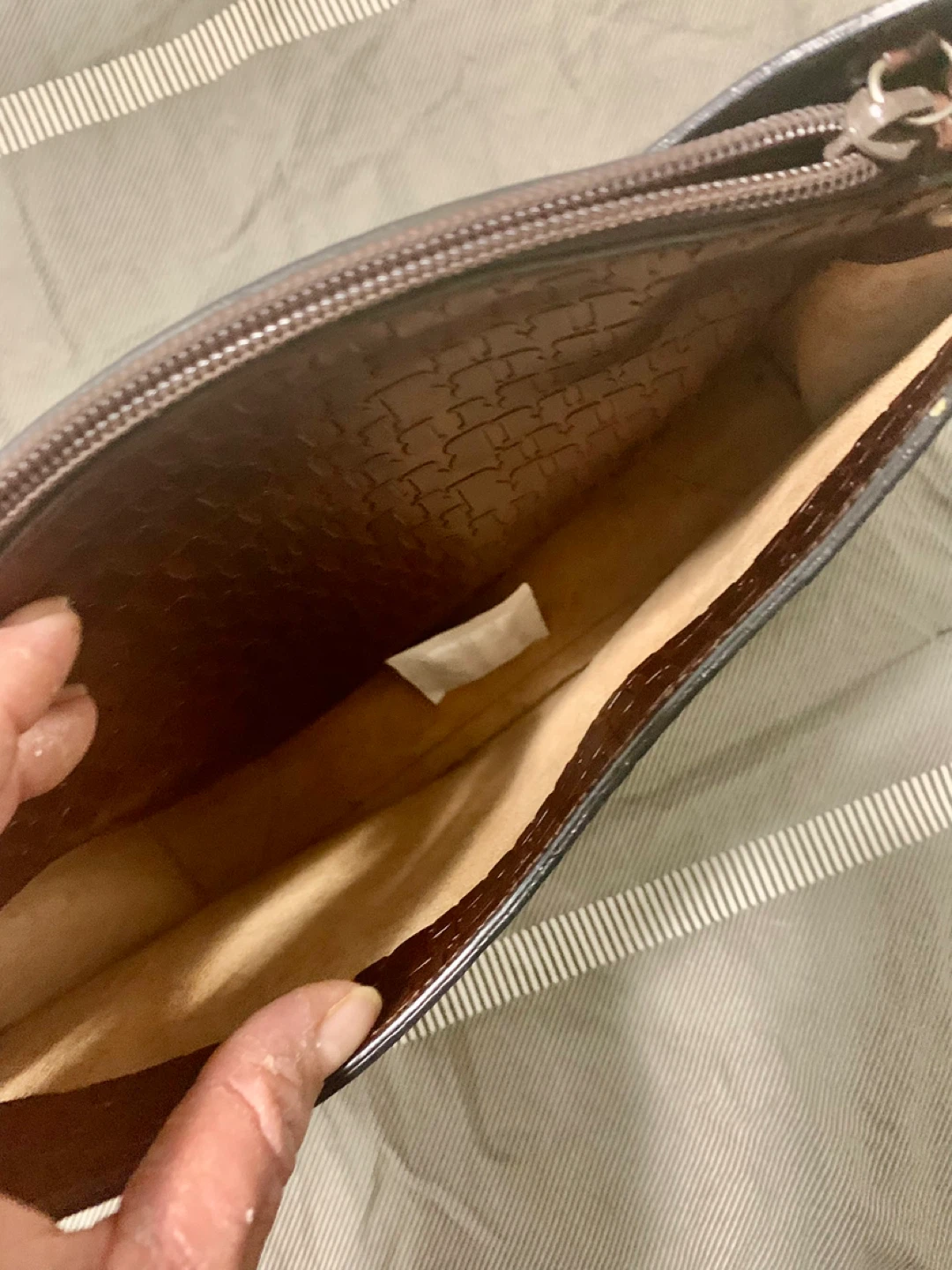 Authentic Bally Brown Embossed Leather Shoulder Bag - photo 4