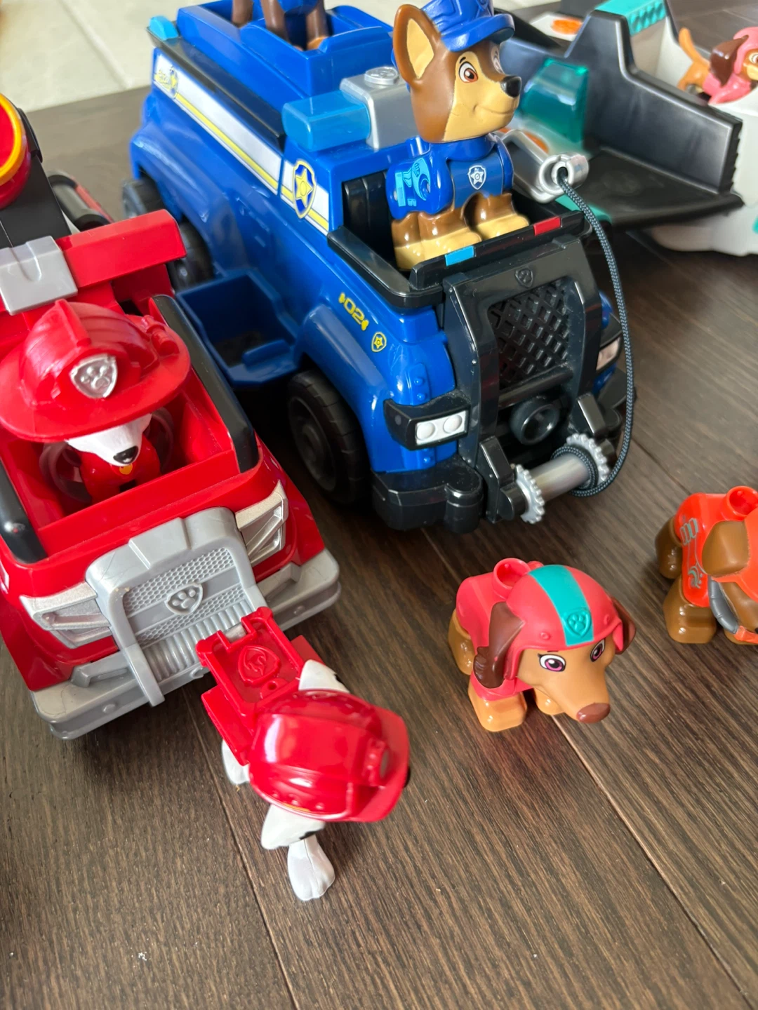 Various Paw Patrol Toy Vehicles and Figures - photo 4