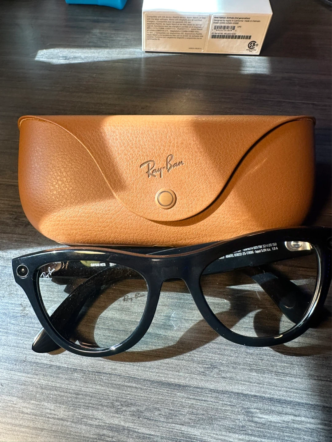 Ray-Ban Black Wayfarer Sunglasses with Case - photo 3