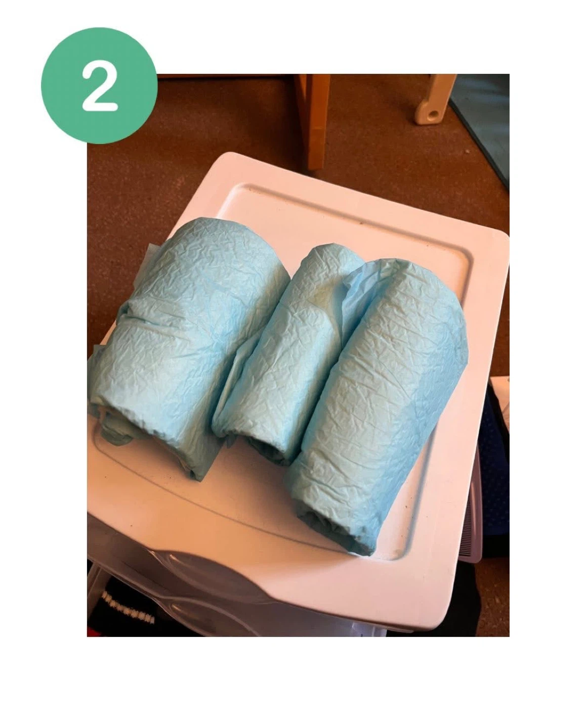 Box of little training pee pads for pets
