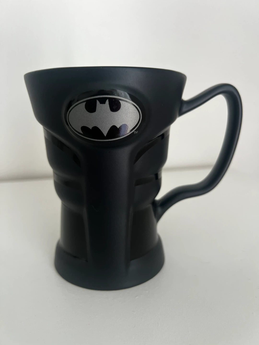 Batman Emblem Black Mug
