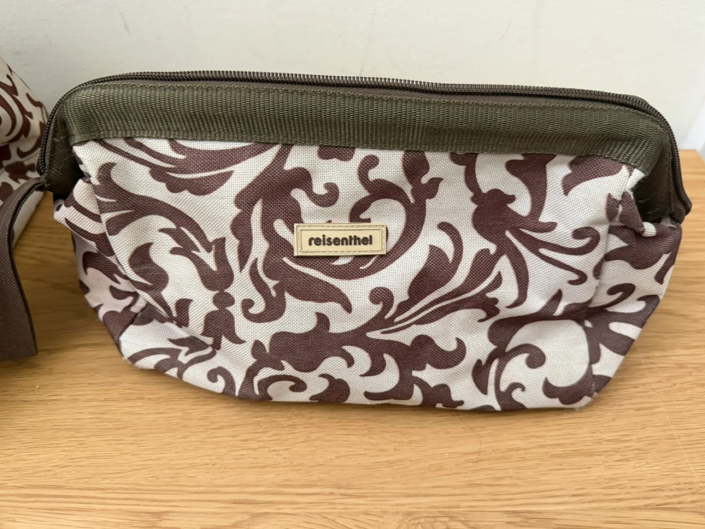Reisenthel 3-piece travel bag set - photo 4
