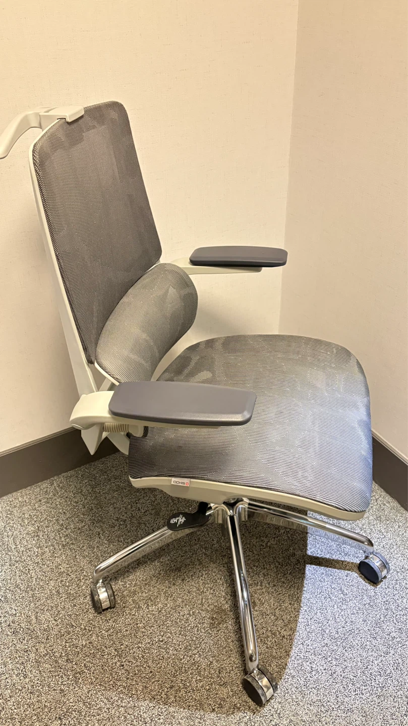 Ergonomic Mesh Office Chair - photo 4