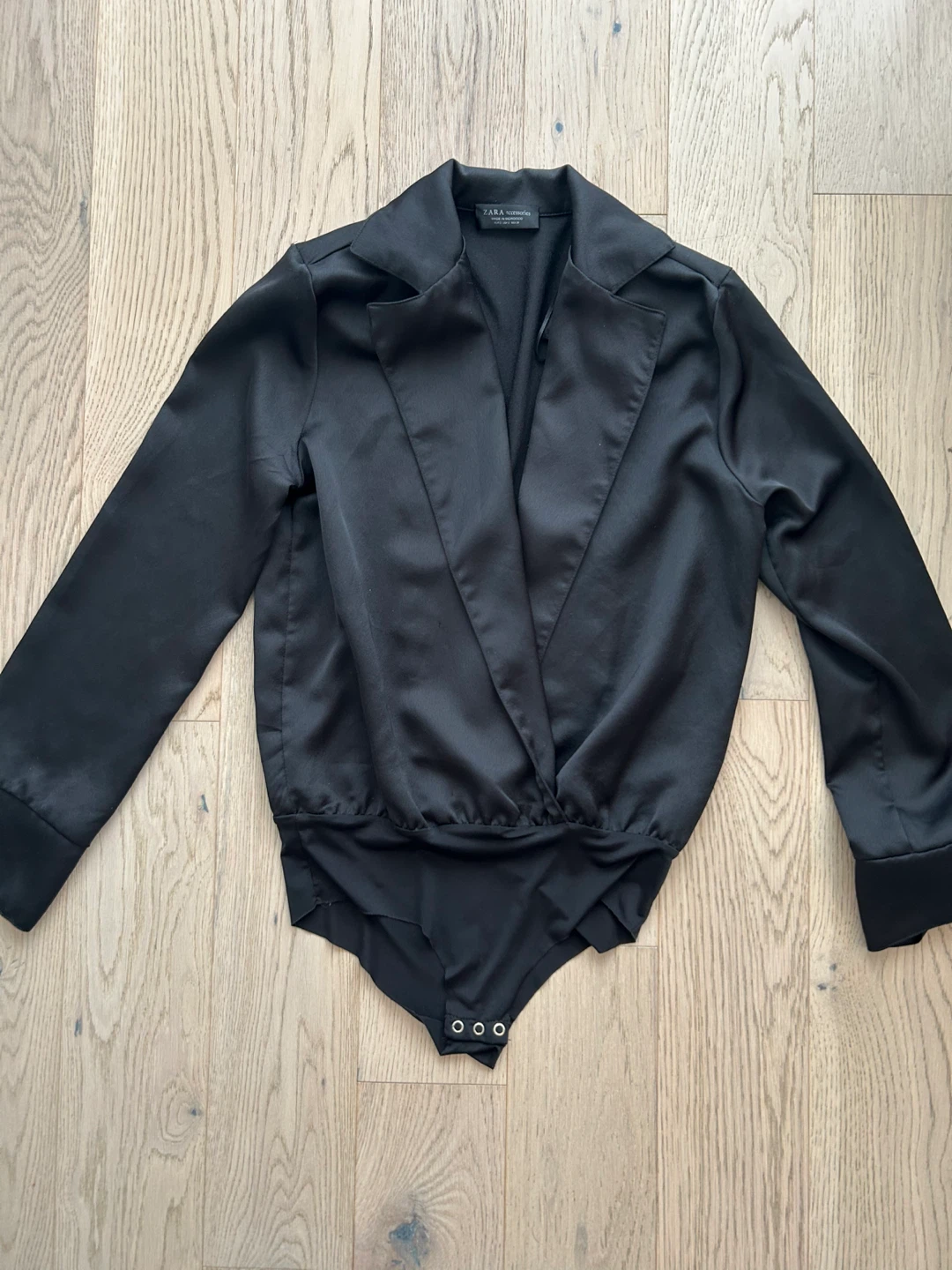 FREE women’s clothing (Size Small) - photo 4