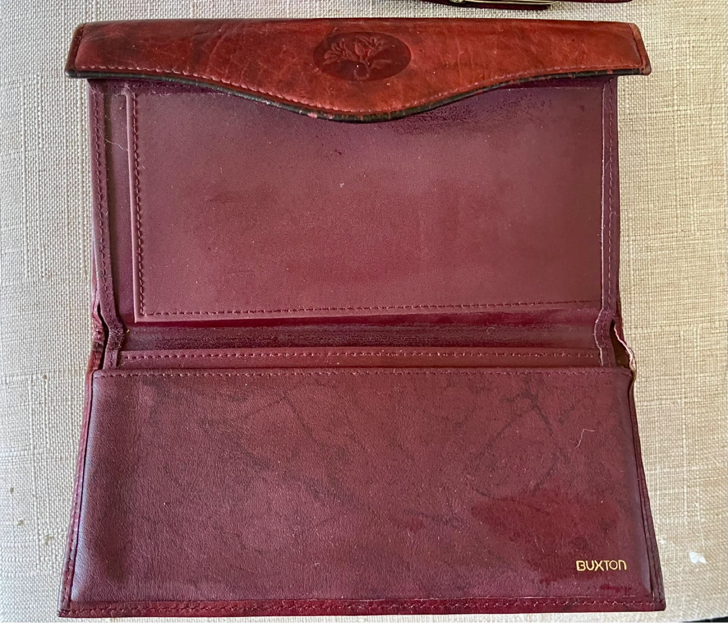 🌱Buxton Red Leather Bifold Wallet and Clutch Set - photo 4