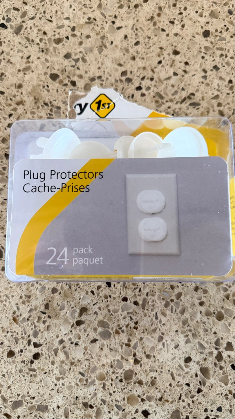 Safety 1st Plug Protectors - 24 Pack
