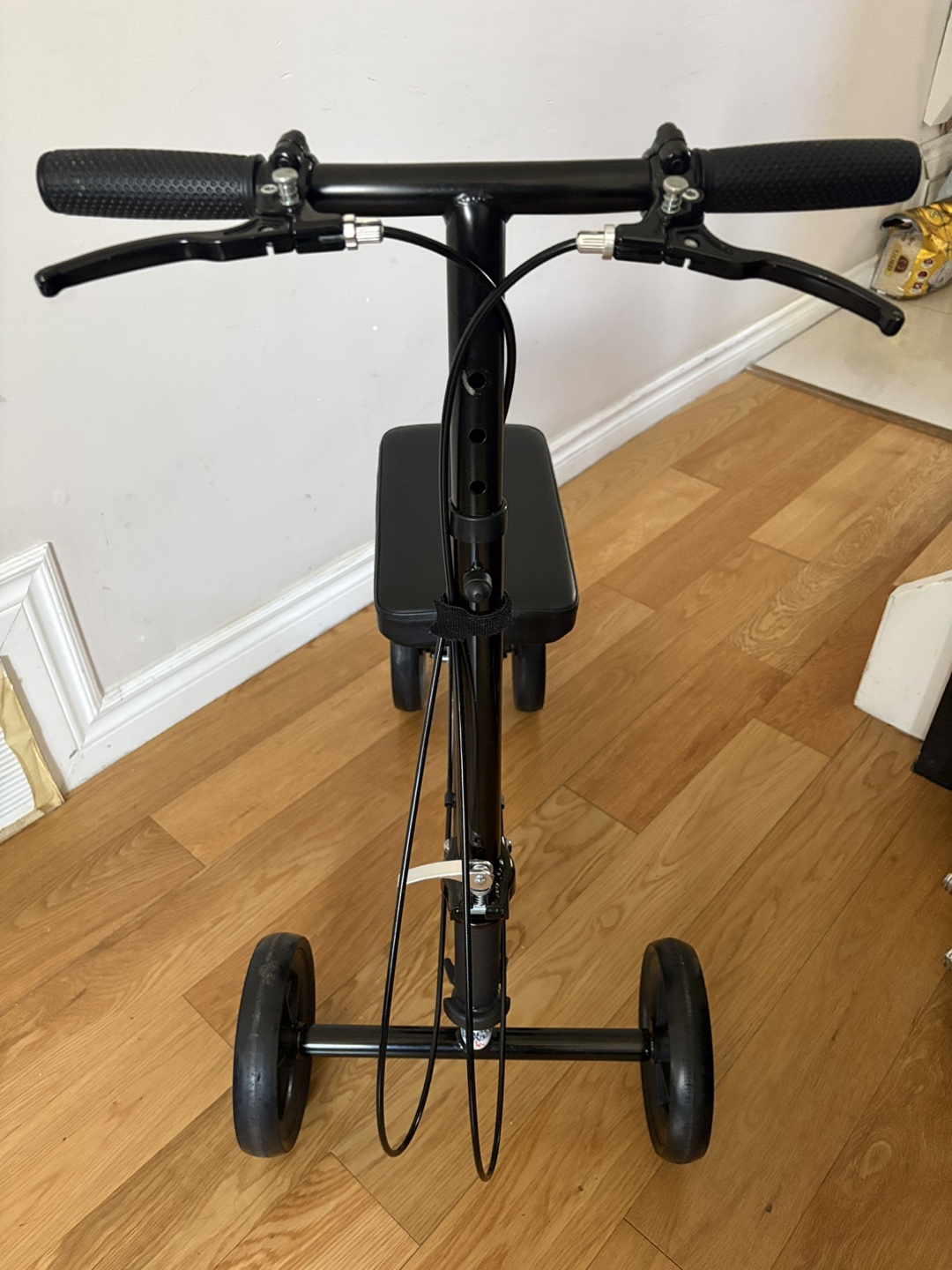 Knee Rover Steerable Knee Walker Scooter - photo 2