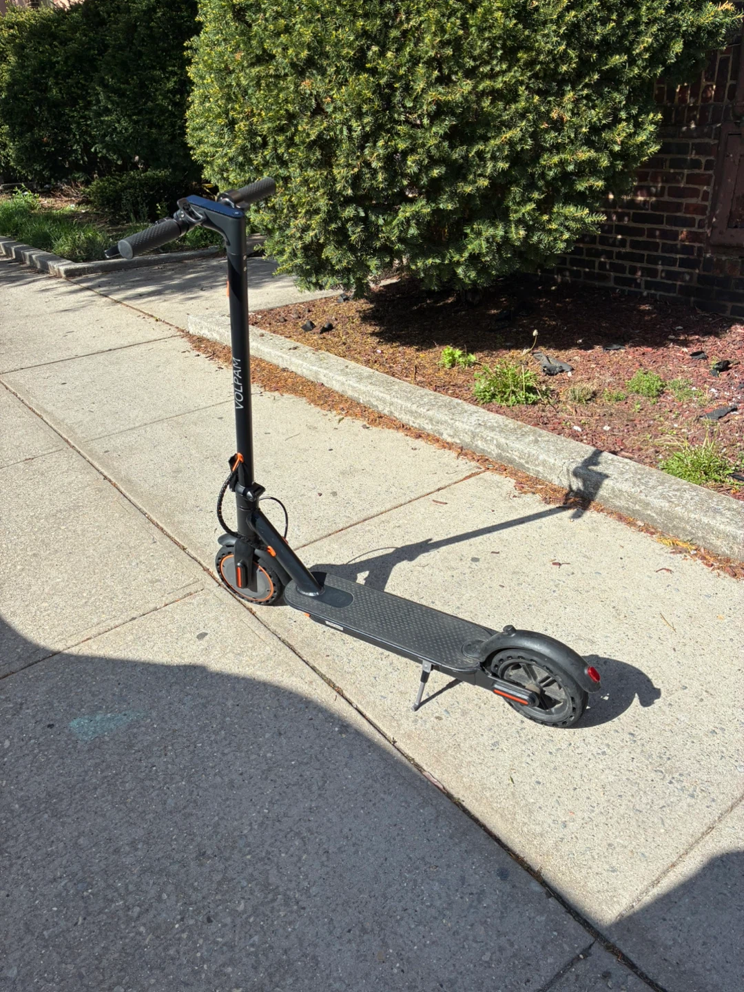 VOLPAM Electric Scooter