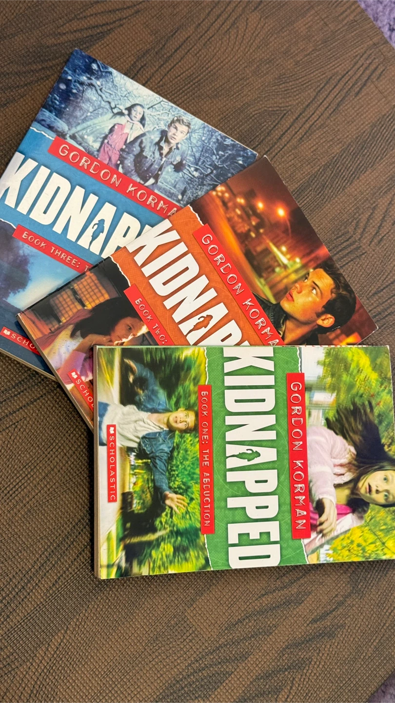 Gordon Korman Kidnapped Book Series (3 Books)