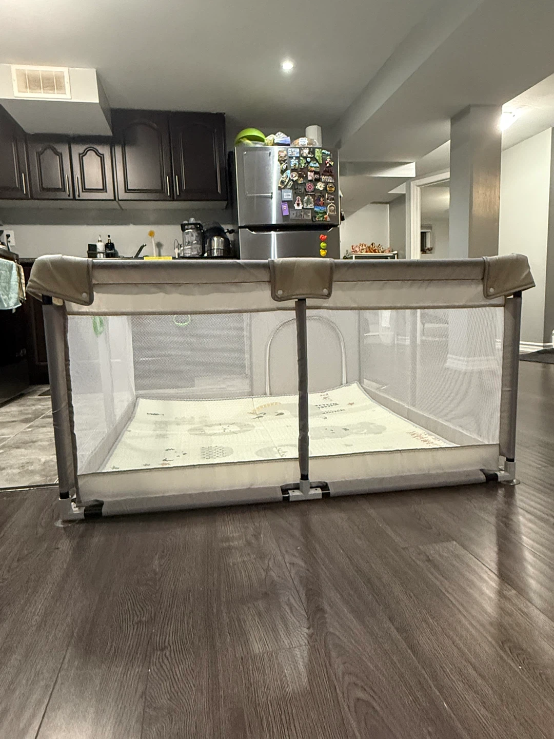 Playpen with Play Mat, 47x47x27inch - photo 3