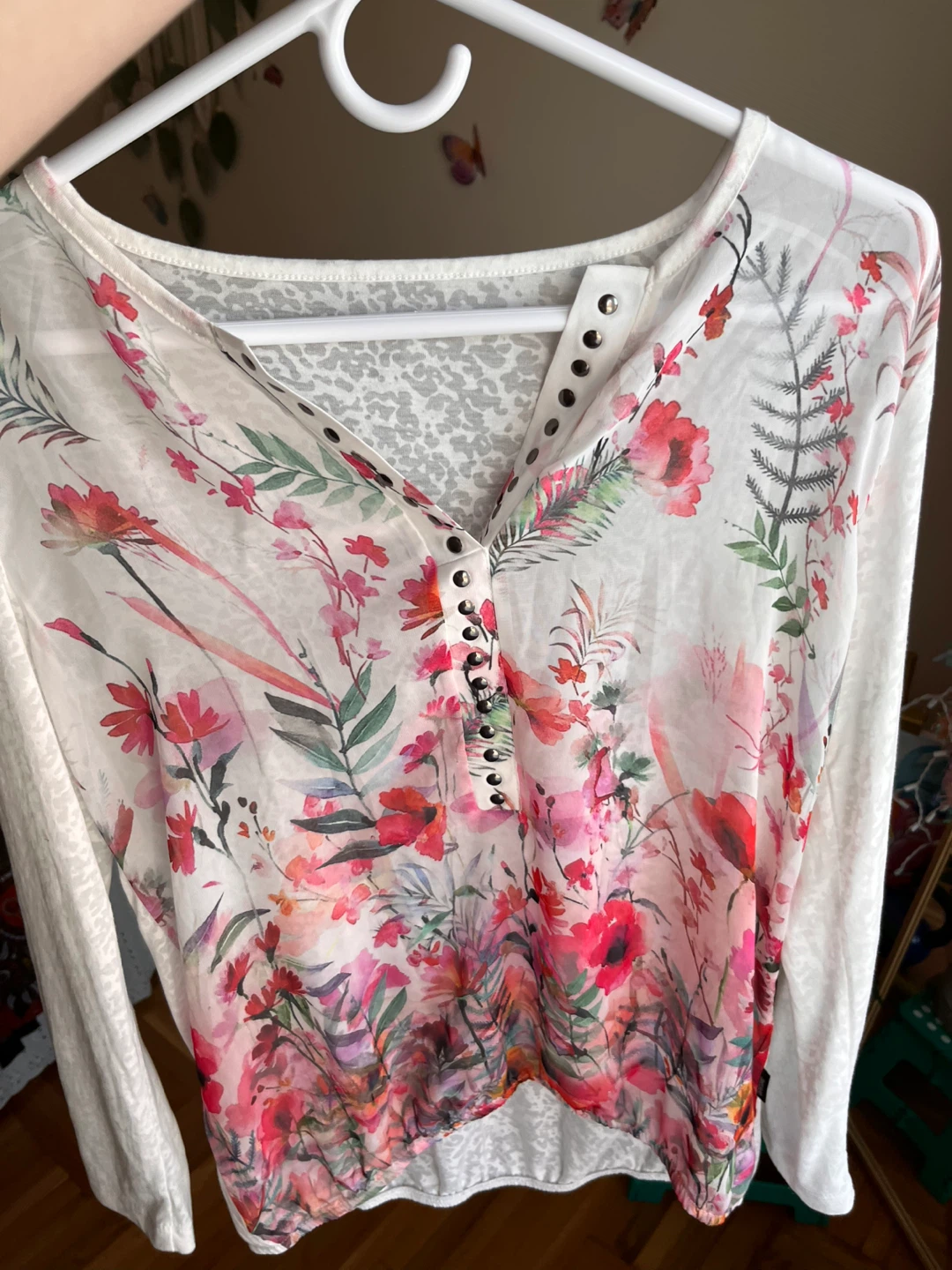 Women's Floral Print Button-Up Top