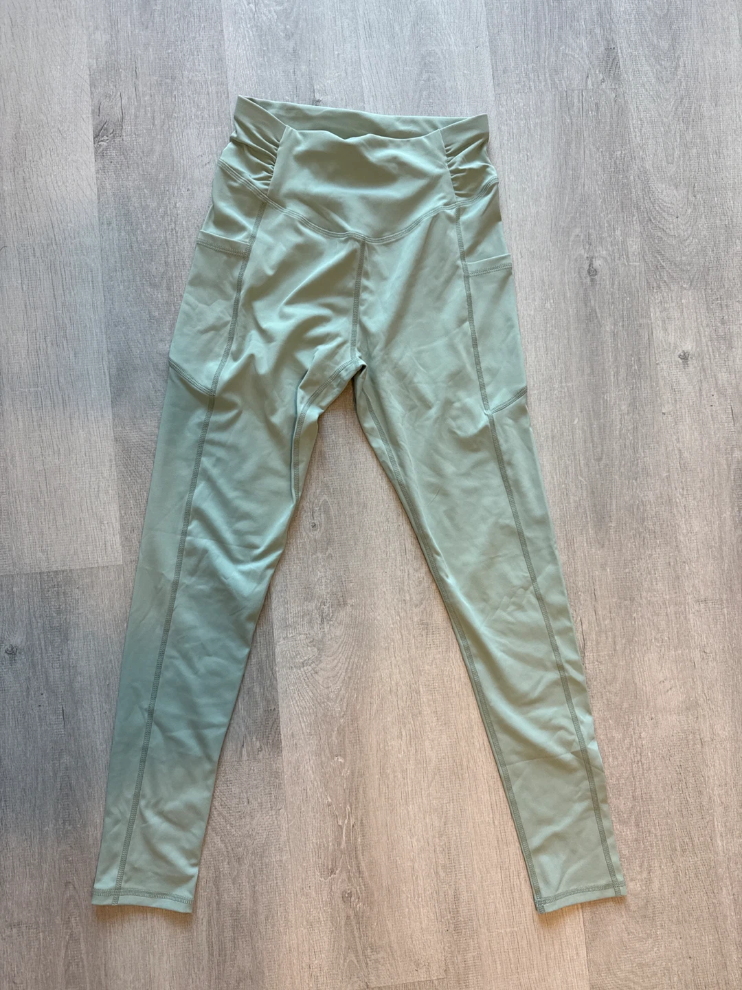 SHEIN Light Green High-Waisted Leggings Size M